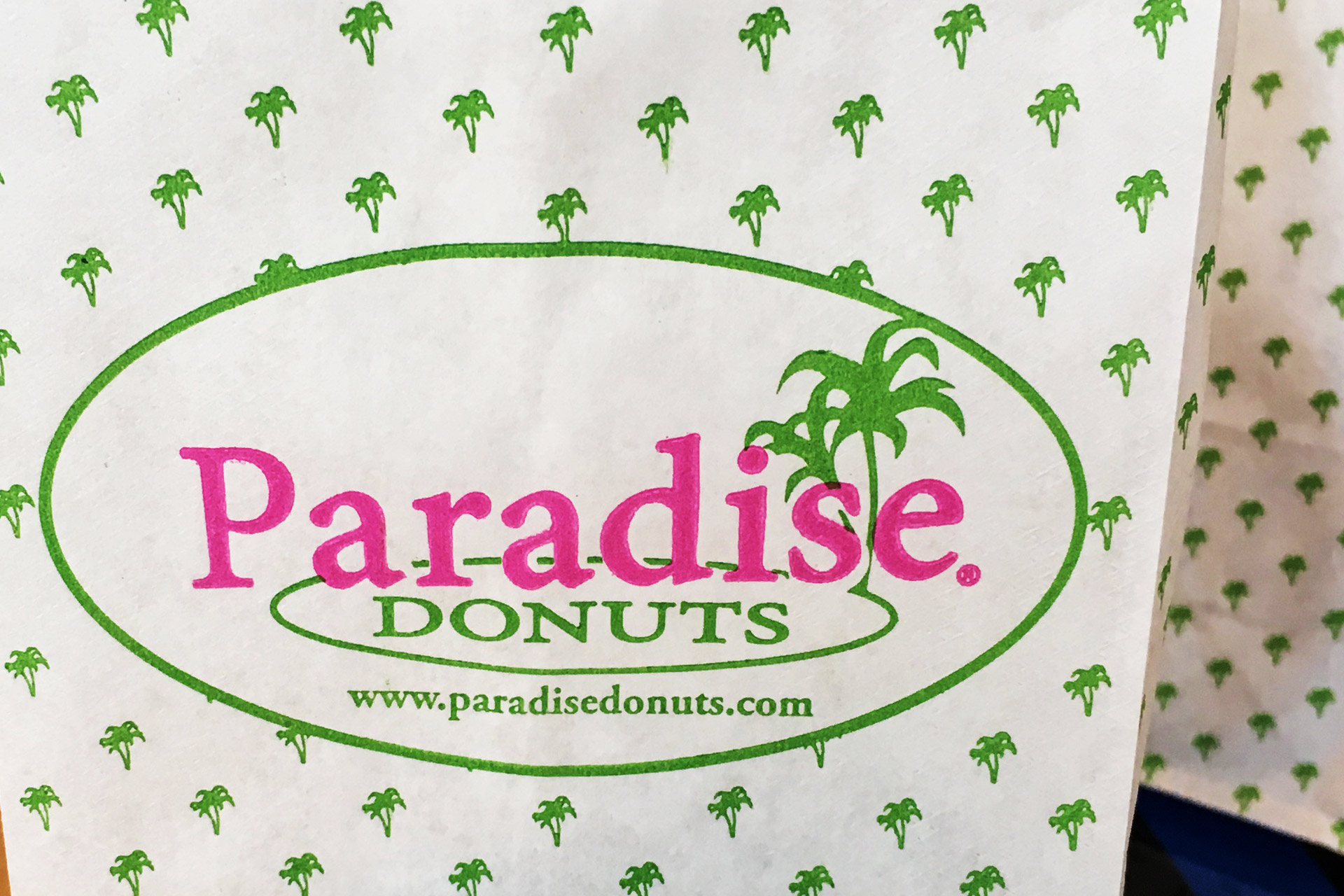 Paradise Donuts Review